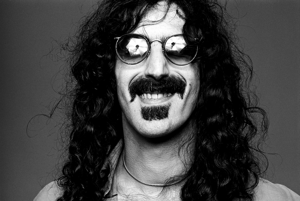 Frank Zappa : esce Dance Me This